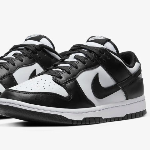 Retailer Nike dunk low panda